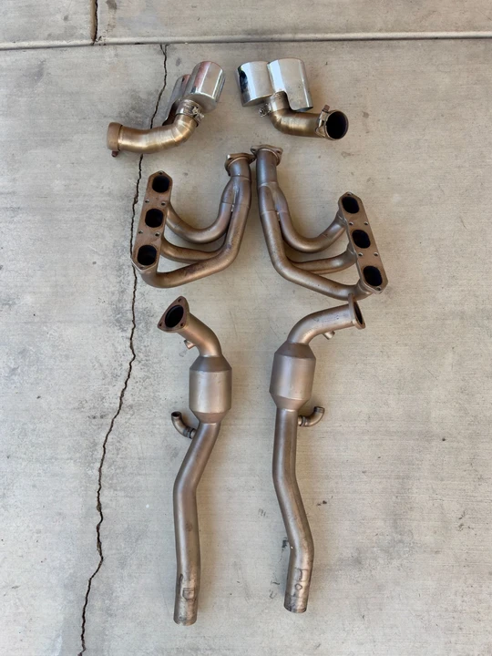 2006 Parts & Memorabilia Mechanical Components - Image 2 of 4