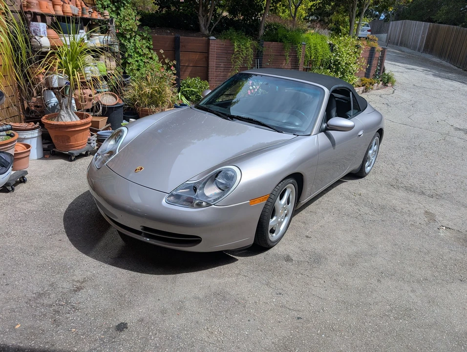 2001 Porsche 996 Carrera - Image 12 of 29