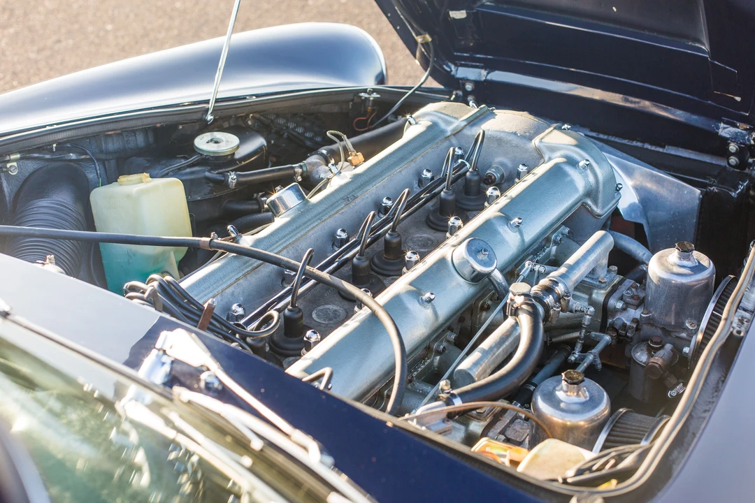Aston Martin DB4 - Image 16 of 30