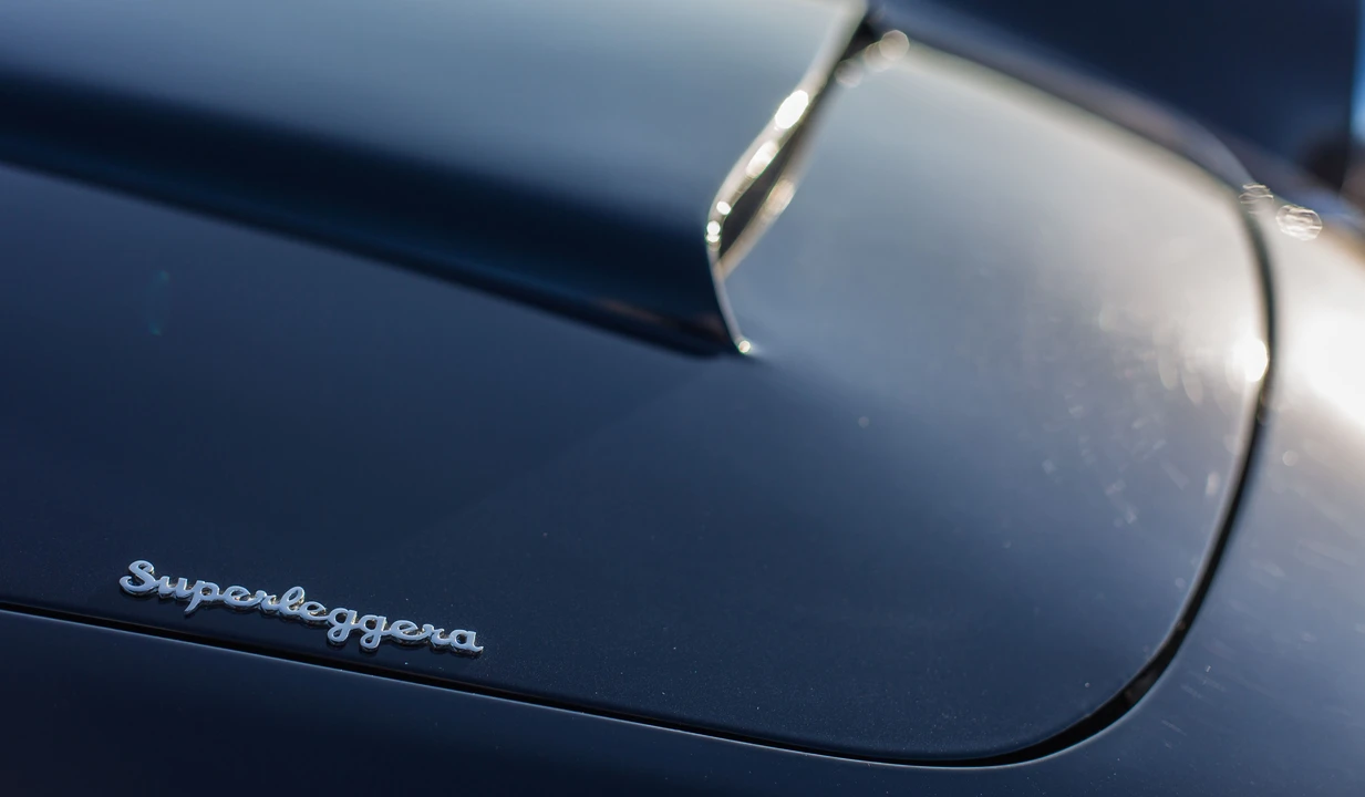Aston Martin DB4 - Image 25 of 30