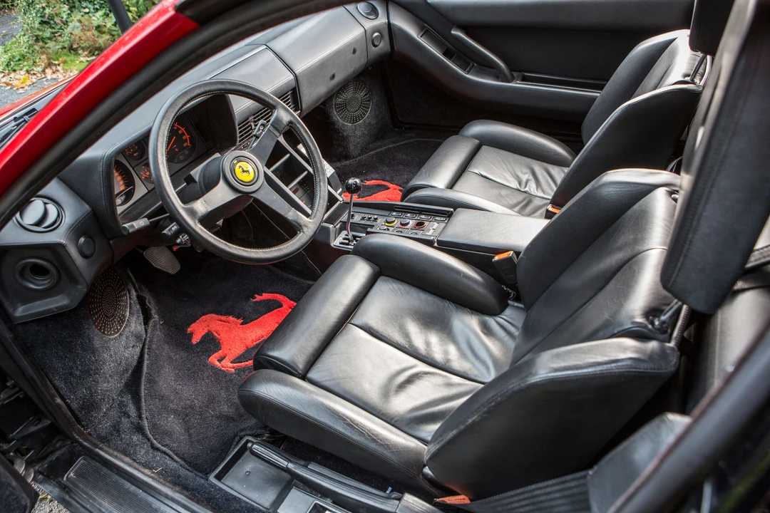Ferrari Testarossa - Image 3 of 21