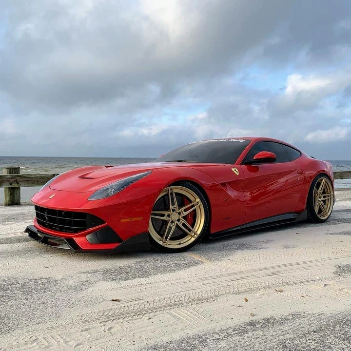 2020 Ferrari LaFerrari - Image 10 of 25