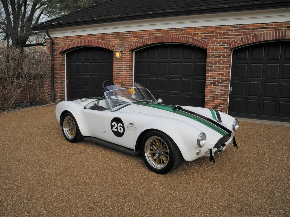 Shelby Cobra Replica - Image 10 of 31