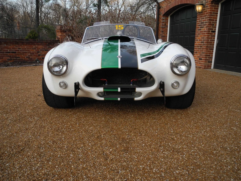 Shelby Cobra Replica - Image 14 of 31