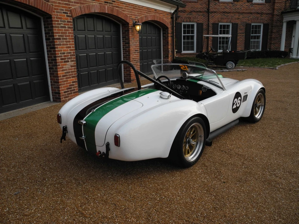 Shelby Cobra Replica - Image 7 of 31
