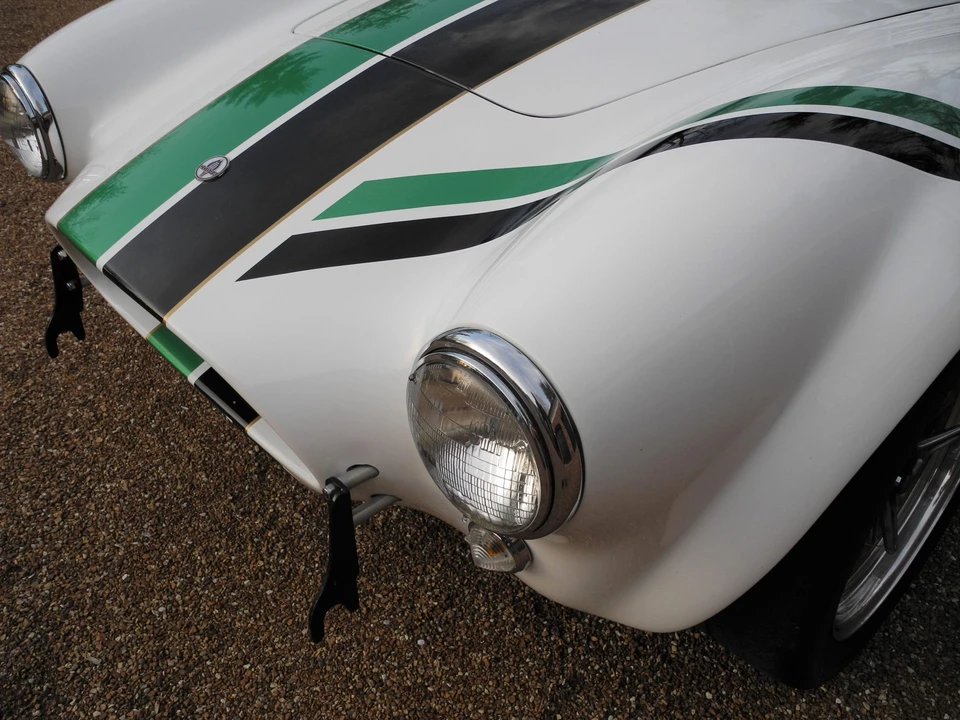 Shelby Cobra Replica - Image 18 of 31