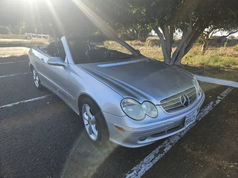 2005 Mercedes-Benz CLK320 Convertible