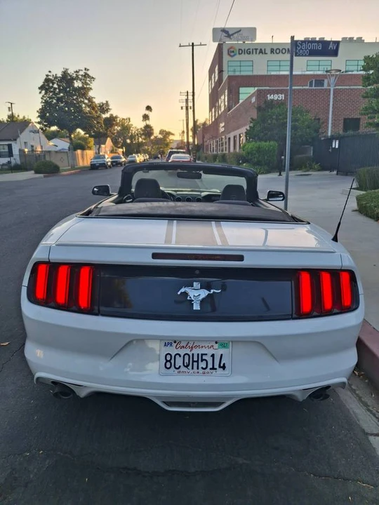 2015 Ford S550 Mustang - Image 2 of 24