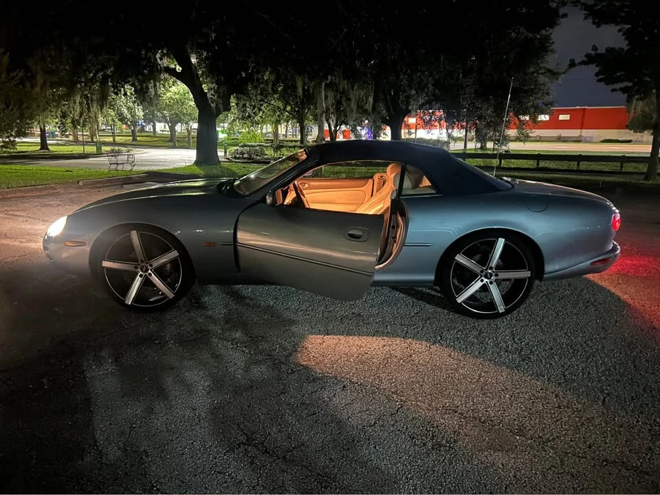 2003 Jaguar X100 XK8 - Image 4 of 7