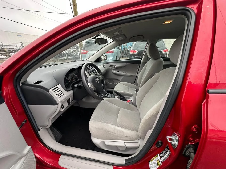 2013 Toyota Corolla 10th Gen - Image 6 of 10