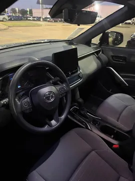 2024 Toyota Corolla Cross - Image 4 of 5