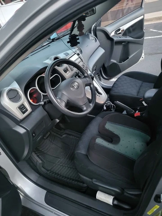 Toyota Matrix 1st Gen - Image 9 of 10