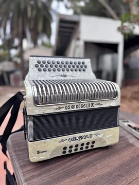 Corona 2 Extreme Accordion