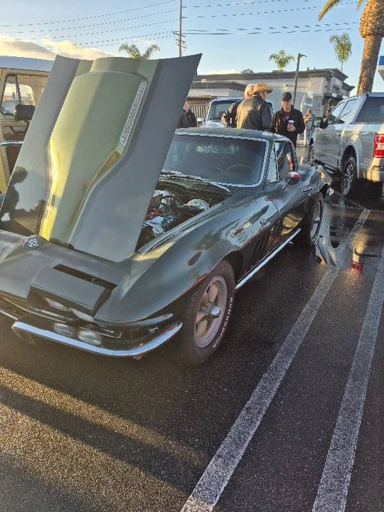 1965 Chevrolet Corvette C2 - Image 3 of 11