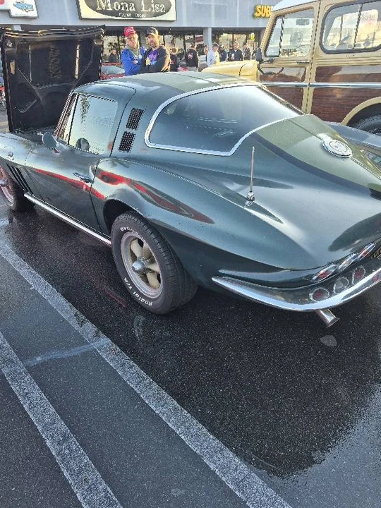 1965 Chevrolet Corvette C2 - Image 4 of 11