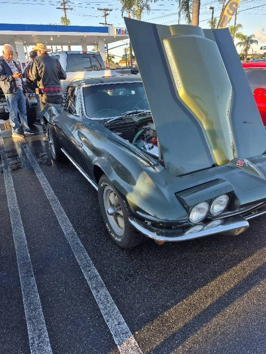1965 Chevrolet Corvette C2 - Image 6 of 11