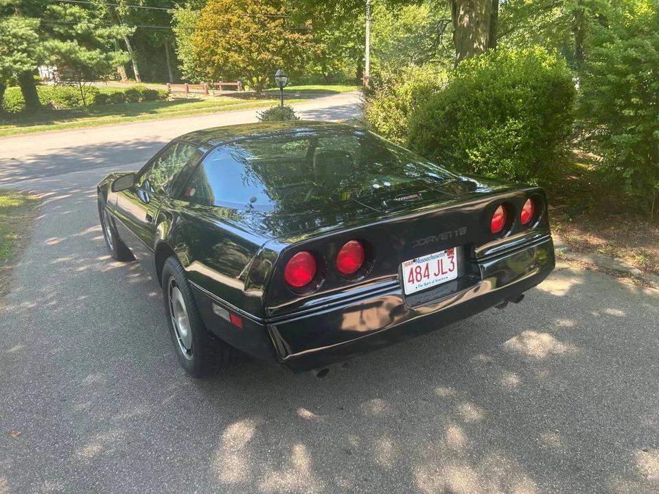 1985 Chevrolet Corvette C4 - Image 2 of 24