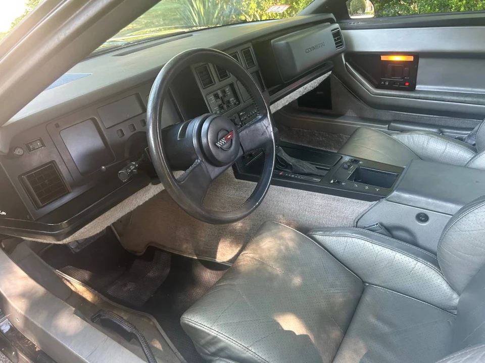 1985 Chevrolet Corvette C4 - Image 12 of 24