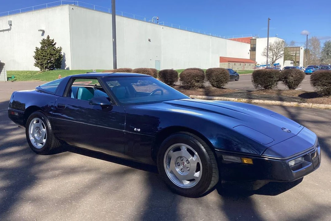1988 Chevrolet Corvette C4 - Image 4 of 14