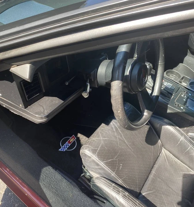 1988 Chevrolet Corvette C4 - Image 11 of 12