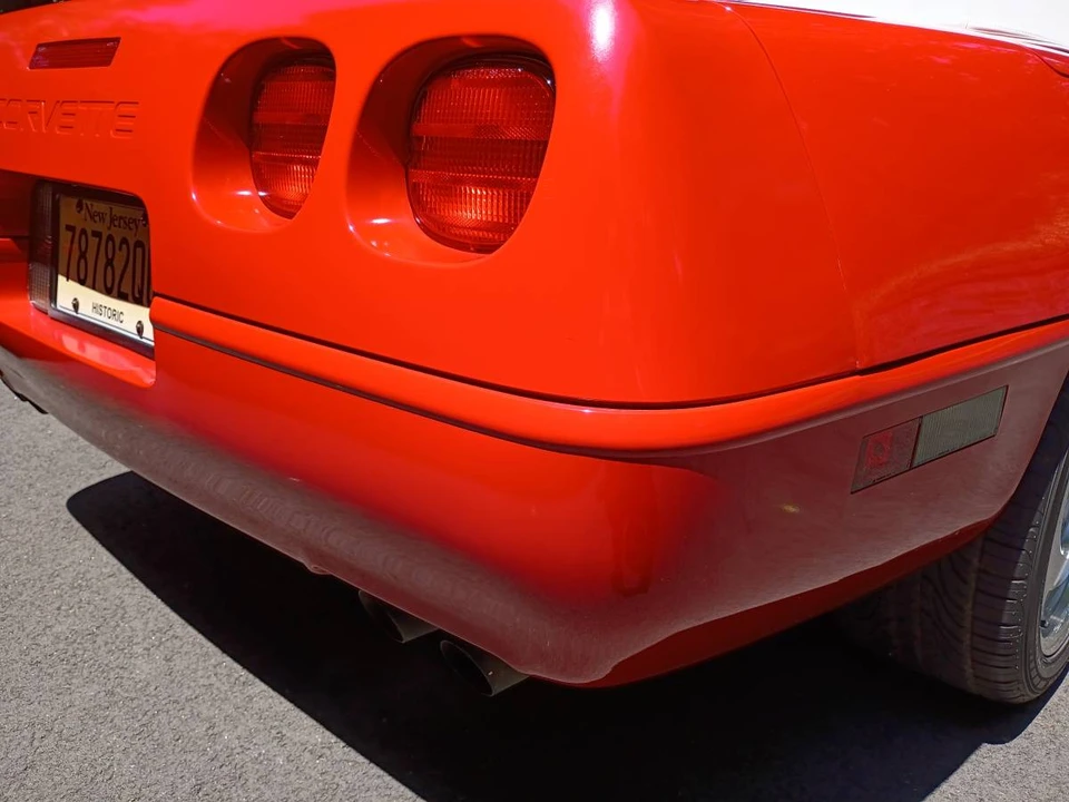 1991 Chevrolet Corvette C4 - Image 18 of 24