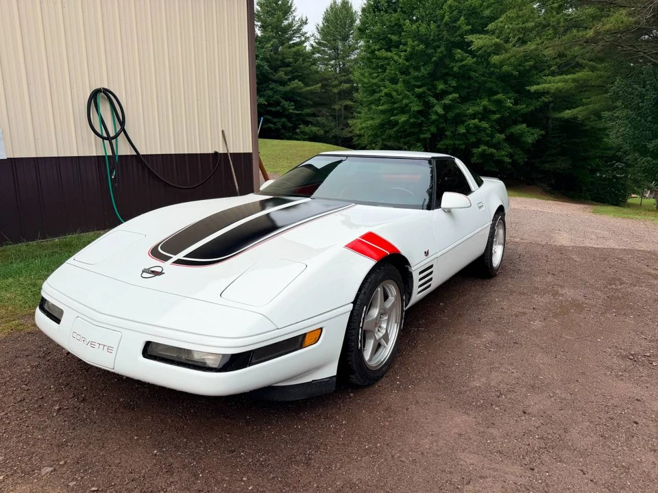 1994 Chevrolet Corvette C4 - Image 2 of 9