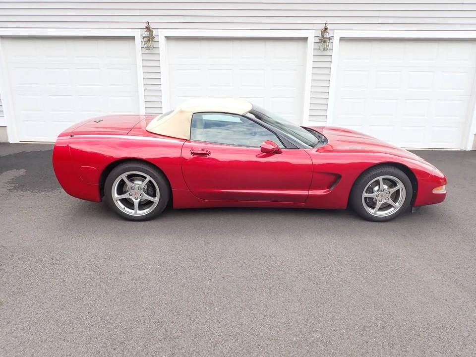 2000 Chevrolet Corvette C5 - Image 2 of 13