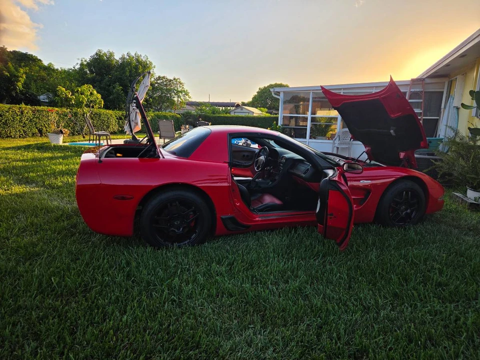 2004 Chevrolet Corvette C5 Z06 - Image 3 of 12