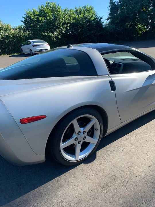 2005 Chevrolet Corvette C6 - Image 3 of 7