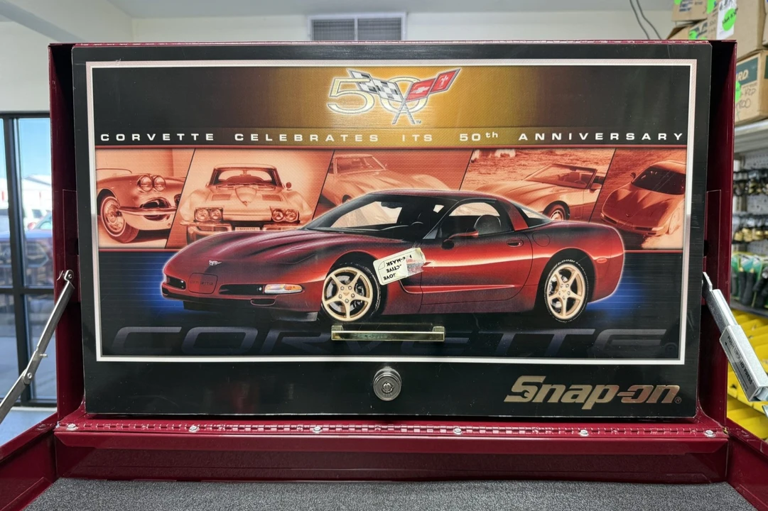 Parts & Memorabilia Tools - Image 2 of 6