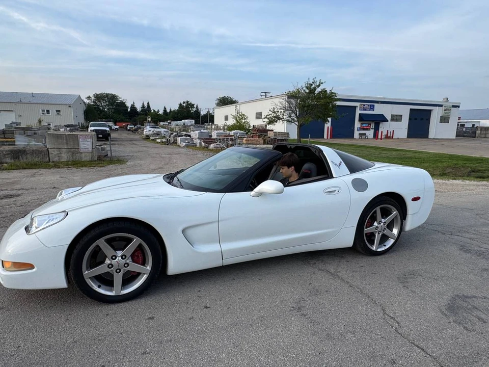 1997 Chevrolet Corvette C5 - Image 11 of 12