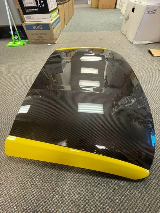 2014 Parts & Memorabilia Bodywork - Image 2 of 4