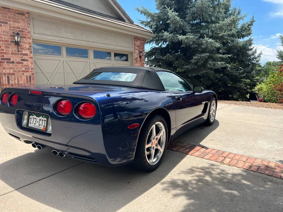 2001 Chevrolet Corvette C5 - Image 8 of 9