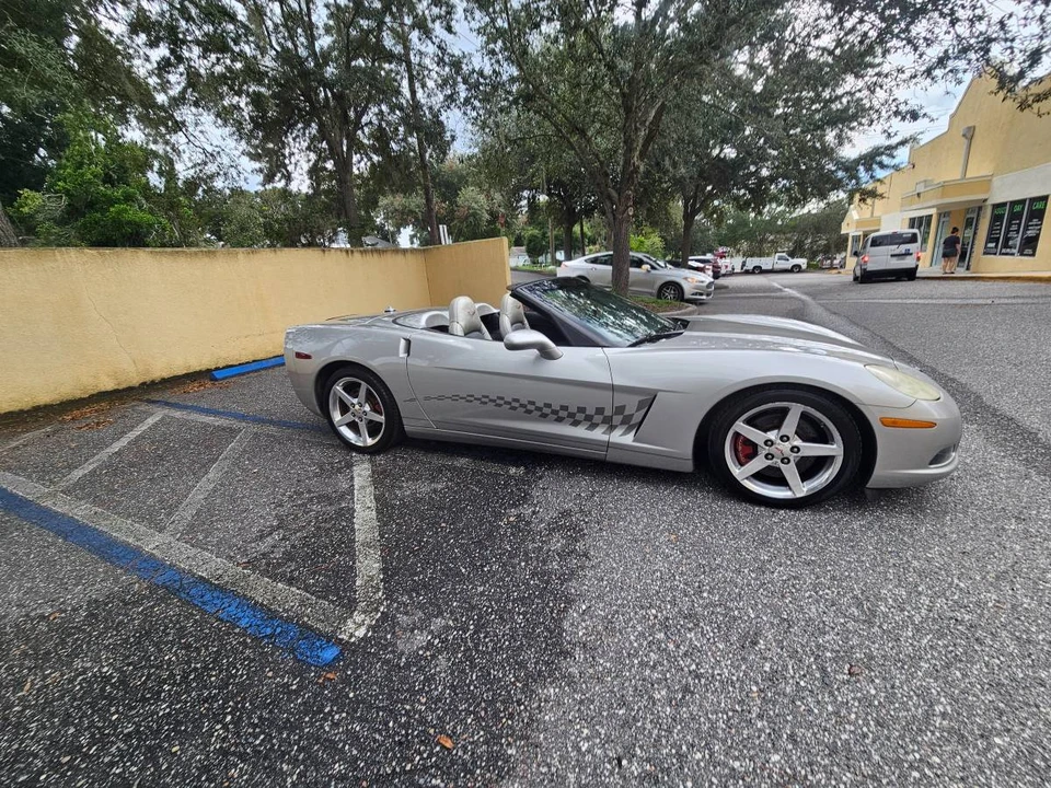 2005 Chevrolet Corvette C6 - Image 11 of 24