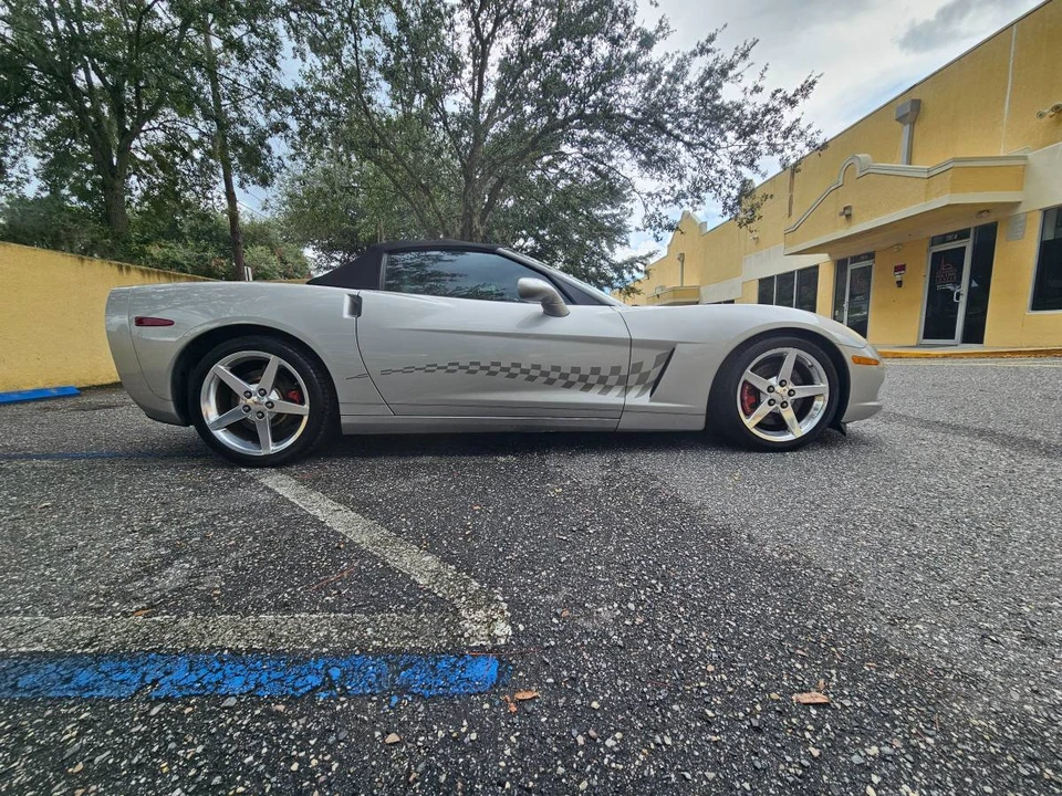 2005 Chevrolet Corvette C6 - Image 3 of 24