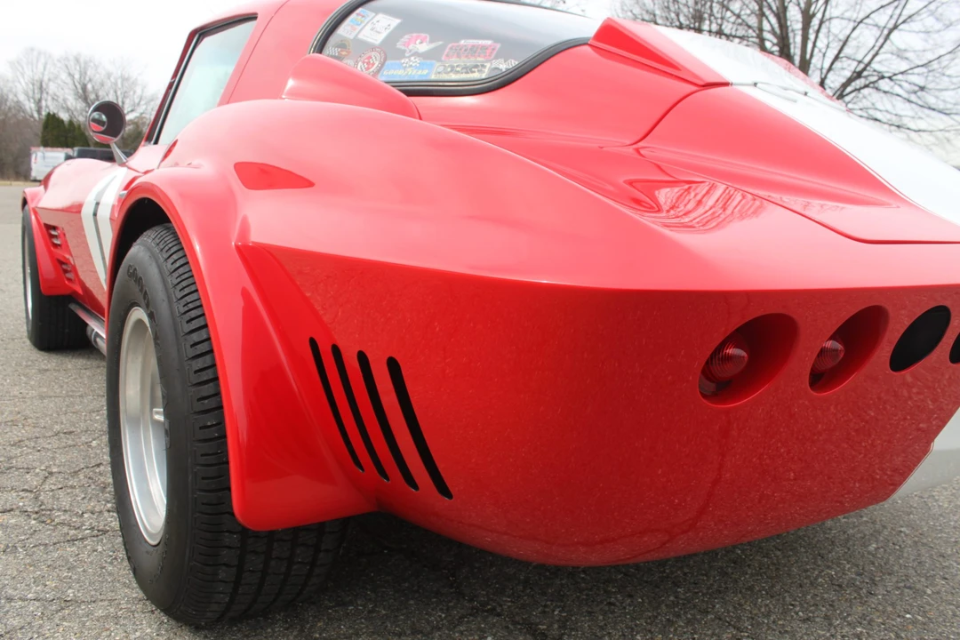 Chevrolet Corvette C2 - Image 27 of 31