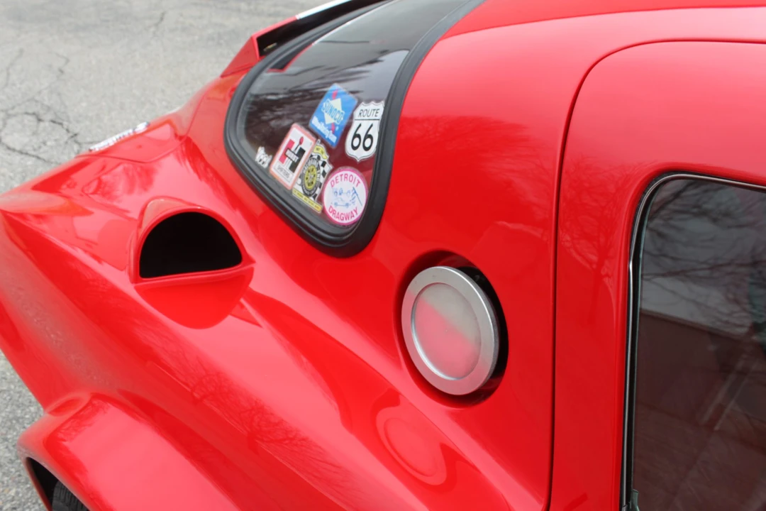Chevrolet Corvette C2 - Image 26 of 31