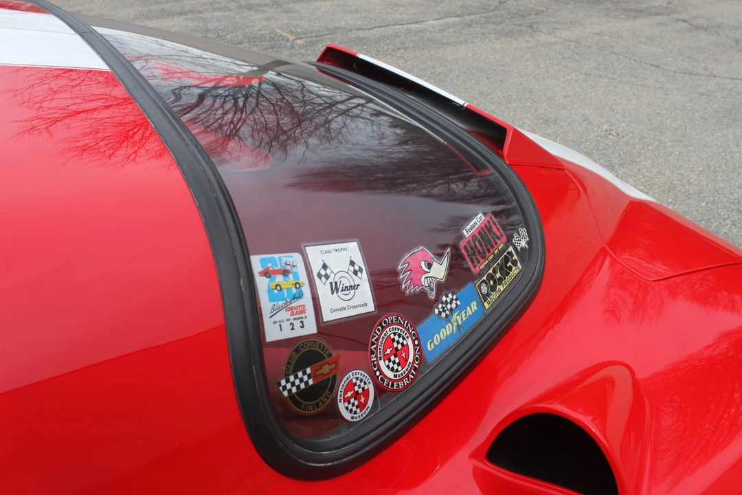 Chevrolet Corvette C2 - Image 25 of 31