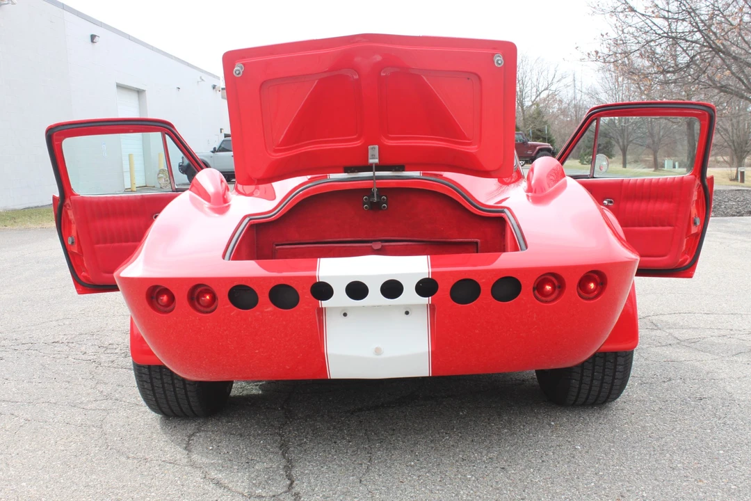 Chevrolet Corvette C2 - Image 22 of 31