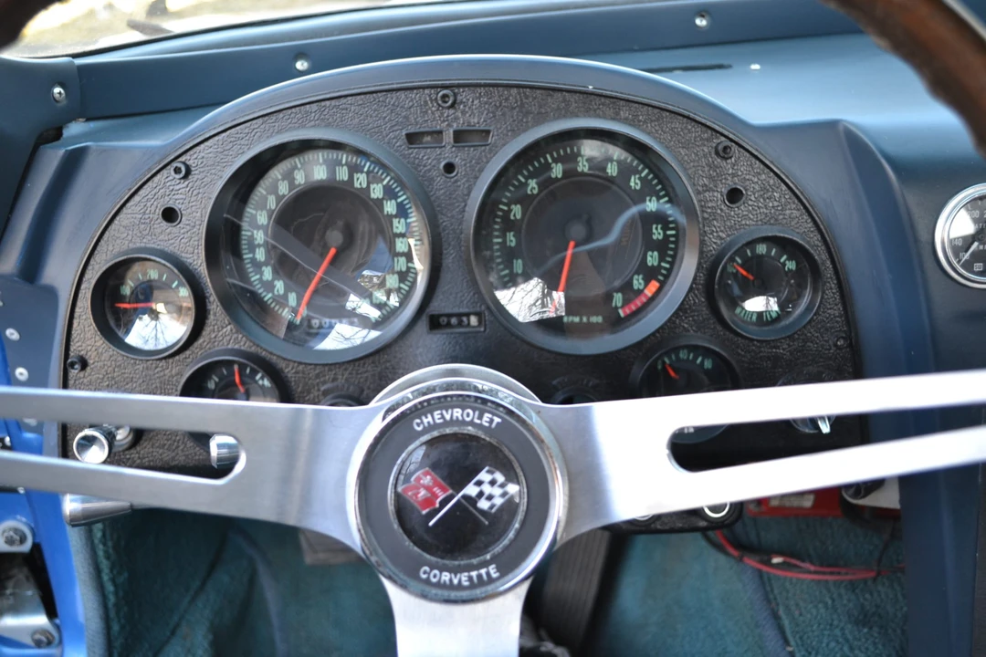 Chevrolet Corvette C2 - Image 31 of 31