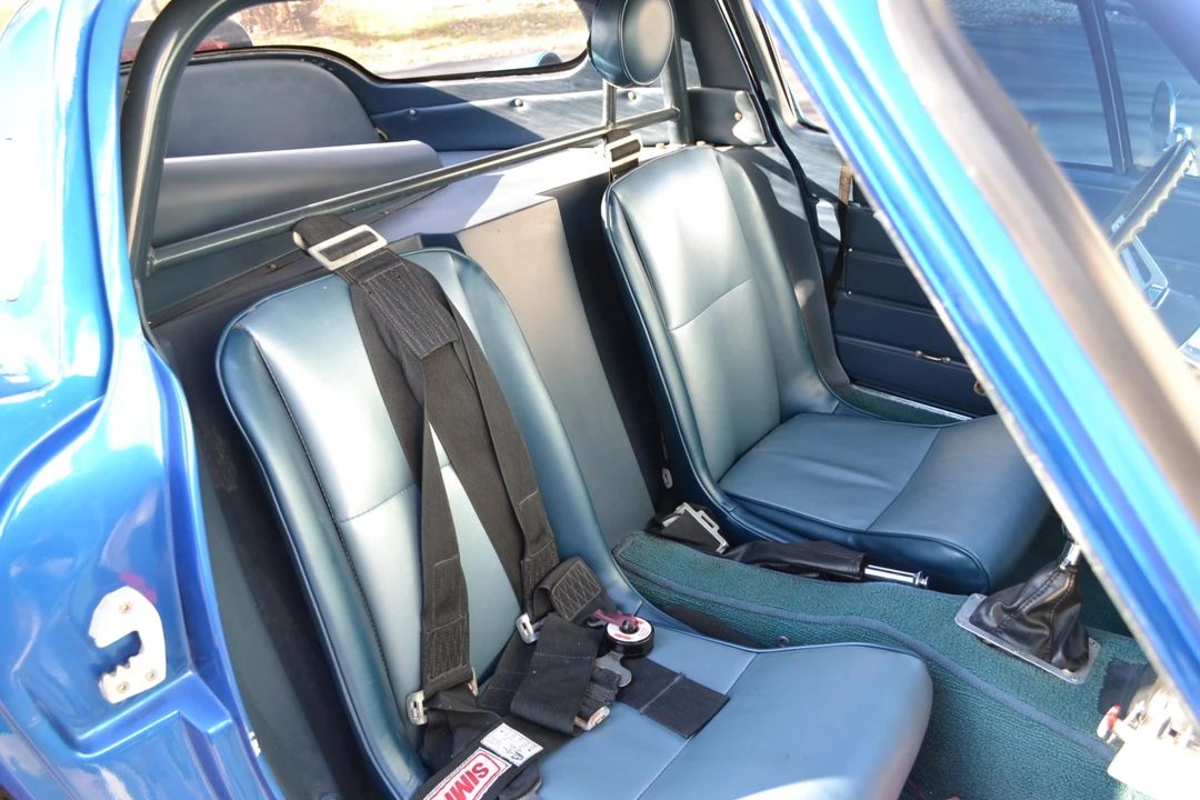 Chevrolet Corvette C2 - Image 30 of 31