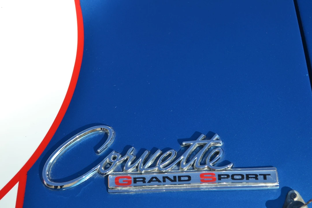 Chevrolet Corvette C2 - Image 23 of 31