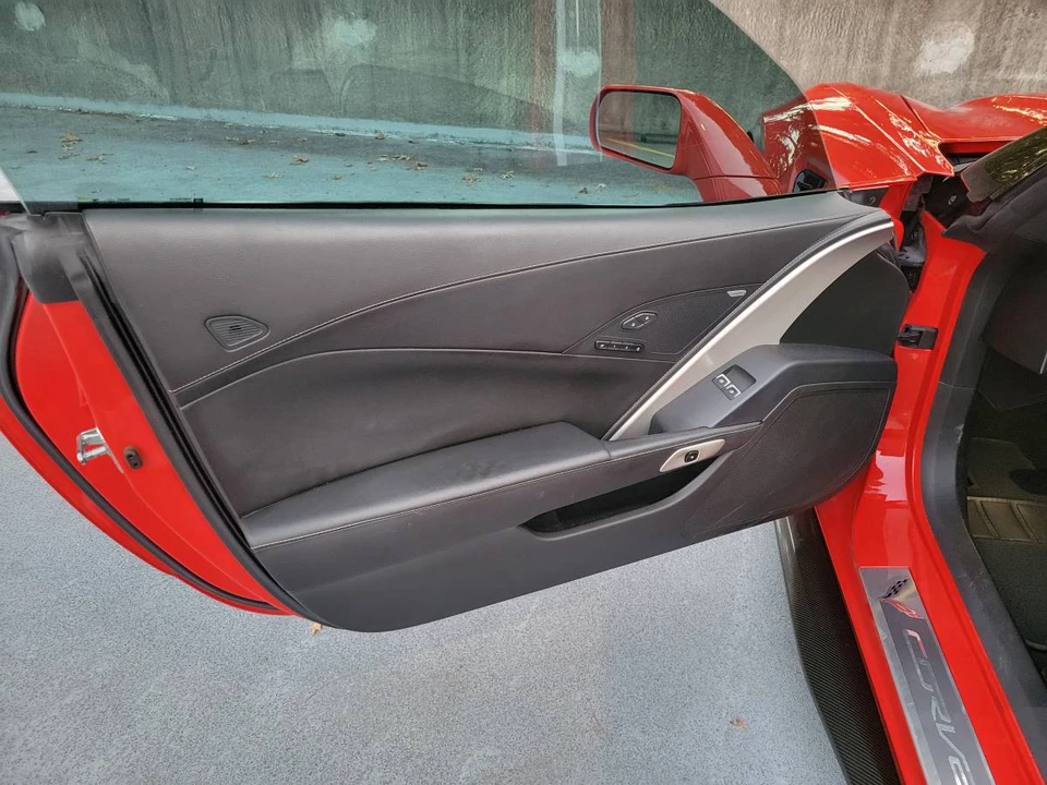 2016 Chevrolet Corvette C7 Z06 - Image 17 of 24