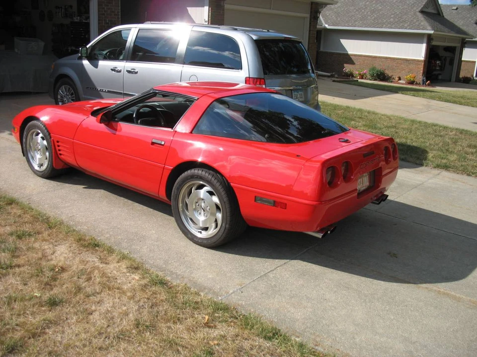 1994 Chevrolet Corvette C4 - Image 8 of 11