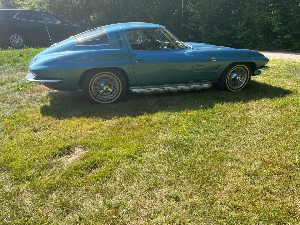 1963 Chevrolet Corvette C2 - Image 6 of 10