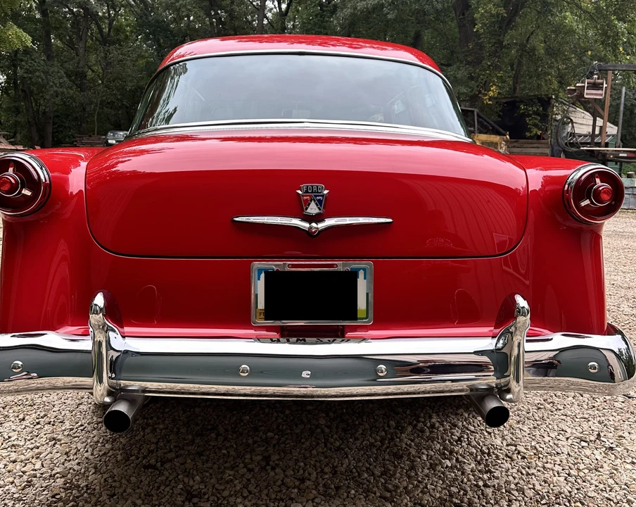 1954 Ford Customline - Image 18 of 31