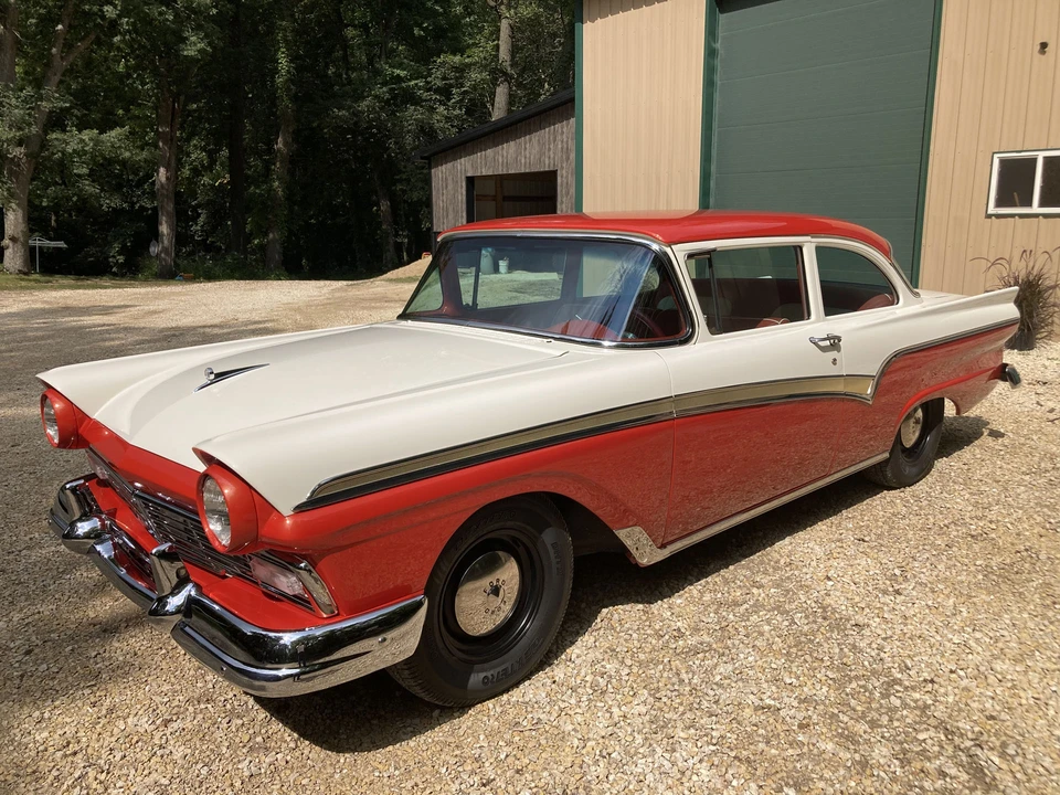 1957 Ford Customline - Image 12 of 31