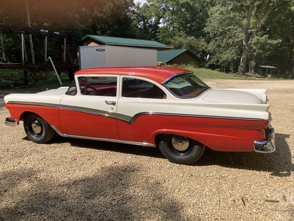 1957 Ford Customline - Image 16 of 31