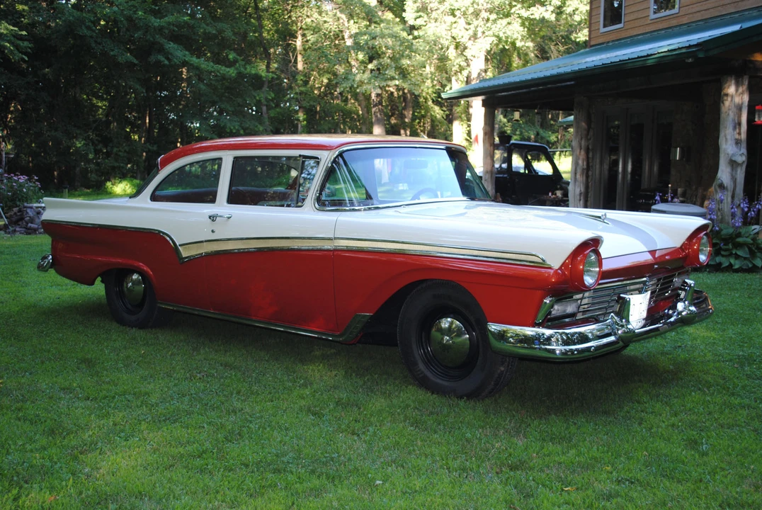 1957 Ford Customline - Image 24 of 31