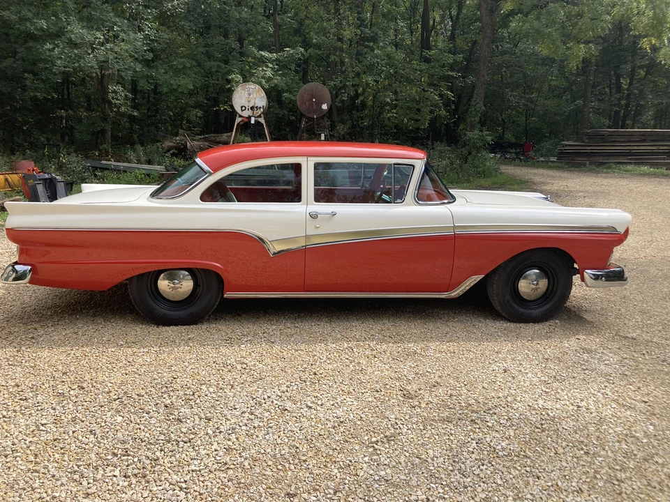 1957 Ford Customline - Image 10 of 31